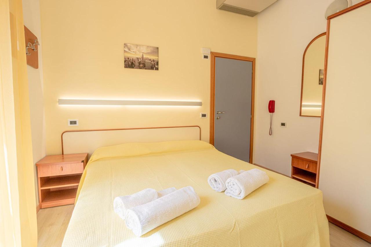 Paola Garden Hotel
